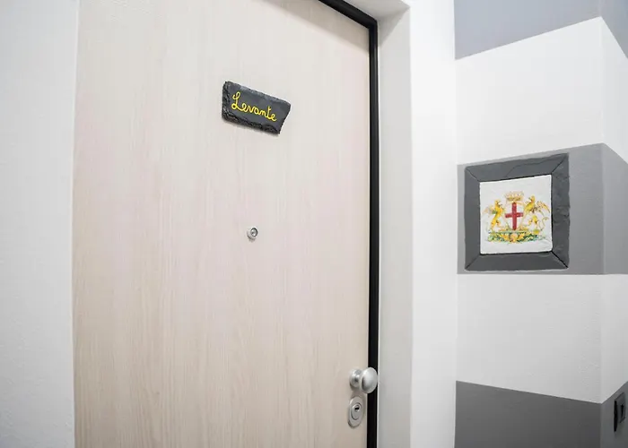 Apartman 020 - Casa Levante - Centro Citta, Carruggio E Mare Baia Del Silenzio A 500 M *