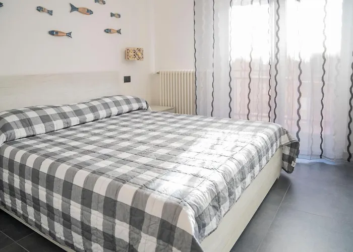 020 - Casa Levante - Centro Citta, Carruggio E Mare Baia Del Silenzio A 500 M Apartman
